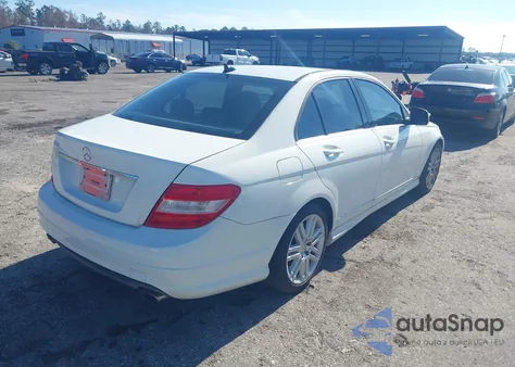 2009 Mercedes-Benz C 300 Sport from USA, damaged, VIN WDDGF54XX9R049383